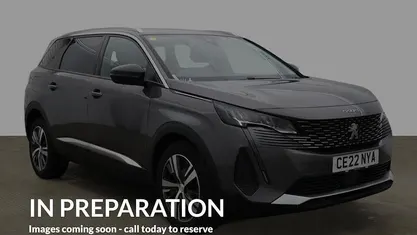 Used Peugeot 5008 Allure Premium 131 HP (96 kW) 2022 SUV