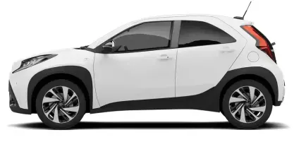 Used Toyota Aygo X PURE 72 HP (52 kW) 2024 White SUV