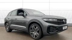 Used 2025 VW Touareg Black Edition SUV | £51,508 (Fair price)