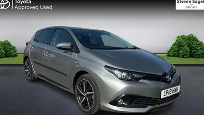 Used Toyota Auris Hybrid Design 136 HP (100 kW) 2019 Hatchback