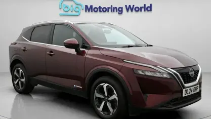 Used Nissan Qashqai N-Connecta 190 HP (139 kW) 2023 Red SUV
