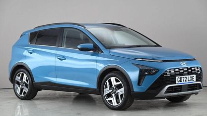 Używany Hyundai Bayon Premium 101 KM (74 kW) 2023 Niebieski SUV