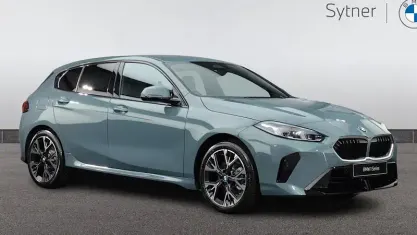 Nouă BMW 120 M Sport 156 CP (114 kW) 2026 Hatchback