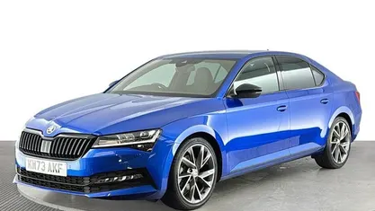 Used Skoda Superb SportlinePlus 190 HP (139 kW) 2023 Blue Hatchback