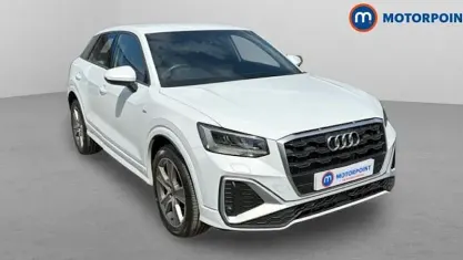 Usado Audi Q2 S-Line 110 CV (80 kW) 2024 SUV