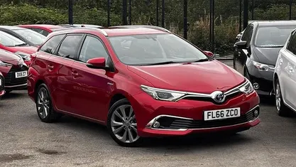 Used 2016 Toyota Auris Touring Sports Estate | £9,995 (Fair price)