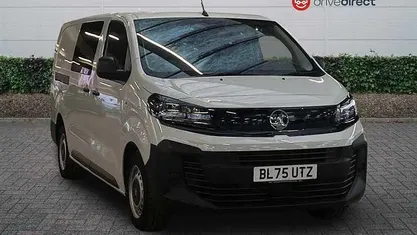 Used 2025 Vauxhall Vivaro MPV | £24,140 (Fair price)