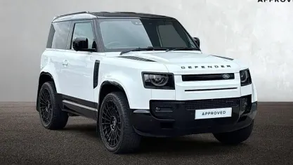 Used Land Rover Defender SE Dynamic 249 HP (183 kW) 2023 White SUV