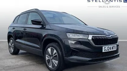 Black Used 2024 Skoda Karoq SE Drive SUV | £16,210 (Fair price)