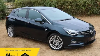 Used Vauxhall Astra Elite 150 HP (110 kW) 2016 Green Hatchback