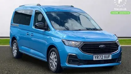 Usado Ford Tourneo Titanium 122 CV (89 kW) 2026 Familiar