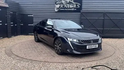 Usado Peugeot 508 GT-line 131 CV (96 kW) 2020 Negro Utilitario