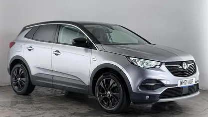 Used 2021 Vauxhall Grandland X SRi SUV | £14,250 (Good price)