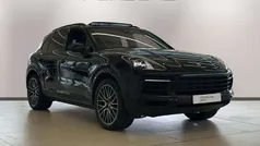 Black Used 2019 Porsche Cayenne SUV | £46,995 (Fair price)