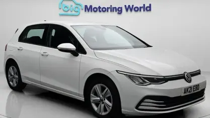 Used VW Golf VIII Life 150 HP (110 kW) 2024 Hatchback