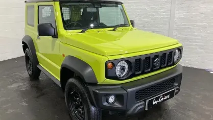 Used Suzuki Jimny 102 HP (75 kW) 2023 Yellow SUV