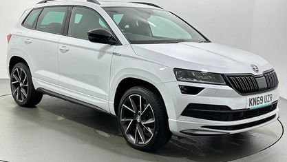 Używany Skoda Karoq SportLine 150 KM (110 kW) 2019 Biały SUV