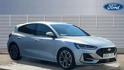 Used Ford Focus ST-Line X 125 HP (91 kW) 2024 Silver Hatchback