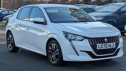Used Peugeot 208 Allure Premium 102 HP (75 kW) 2021 Hatchback