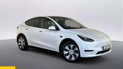 Used Tesla Model Y RWD 254 kW (346 HP) 2024 White SUV