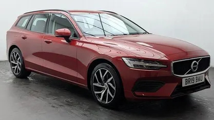 Used Volvo V60 Momentum 250 HP (183 kW) 2020 Estate