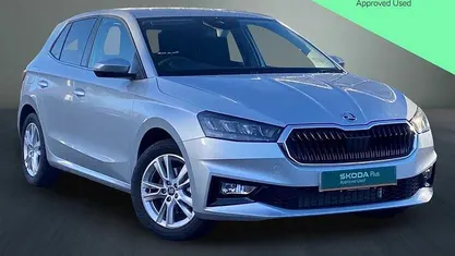 Brilliant silver metallic New 2025 Skoda Fabia SE L Hatchback | £19,945 (Fair price)