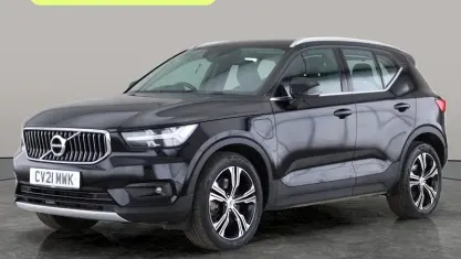 Używany Volvo XC40 Inscription 211 KM (155 kW) 2021 Czarny SUV