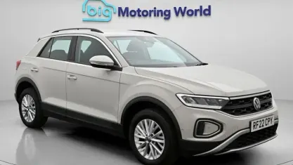 Used VW T-Roc Life 110 HP (80 kW) 2024 SUV