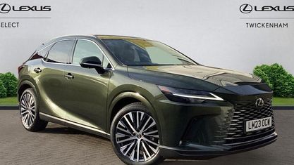 Begagnad Lexus RX450h+ 309 HK (227 kW) 2024 Kombi