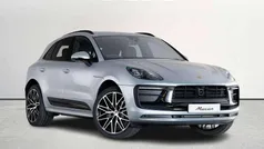 Used 2025 Porsche Macan SUV | £69,950 (Fair price)