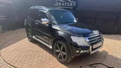 Used Mitsubishi Shogun 200 HP (147 kW) 2014 Black SUV