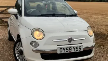Used Fiat 500 Lounge 69 HP (50 kW) 2009 White Cabriolet
