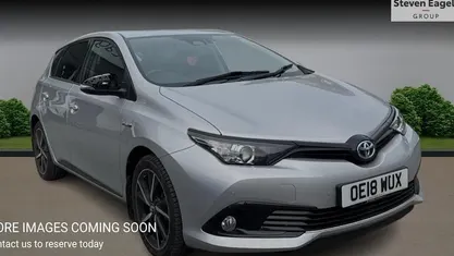 Used Toyota Auris Hybrid Design 136 HP (100 kW) 2019 Hatchback