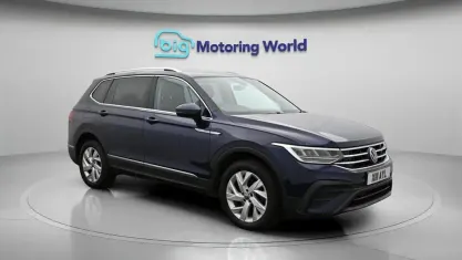 Used VW Tiguan Allspace S 150 HP (110 kW) 2023 Blue SUV