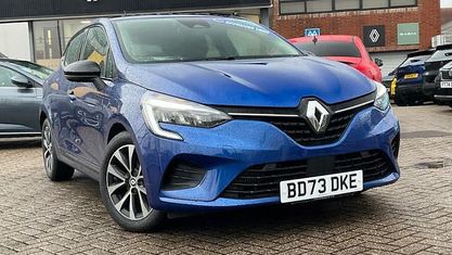 Używany Renault Clio V Evolution 90 KM (66 kW) 2023 Hatchback