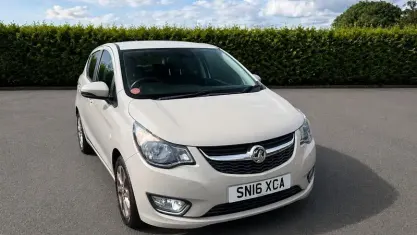 Used Vauxhall Viva 75 HP (55 kW) 2016 Grey Hatchback