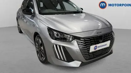 Second-hand Peugeot 208 Allure 101 CP (74 kW) 2025 Hatchback