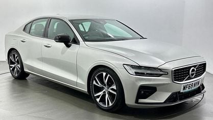 Begagnad Volvo S60 R-Design 250 HK (183 kW) 2019 Guld Sedan