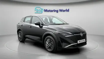 Used Nissan Qashqai Acenta Premium 140 HP (102 kW) 2025 Black SUV