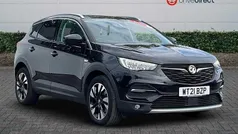 Two coat metallic diamond black Used 2021 Vauxhall Grandland X Edition SUV | £12,495 (Fair price)