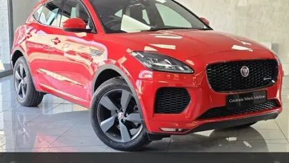 Usado Jaguar E-Pace Chequered Flag 180 HP (132 kW) 2020 SUV