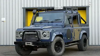 Used Land Rover Defender 124 HP (91 kW) 2011 Pickup