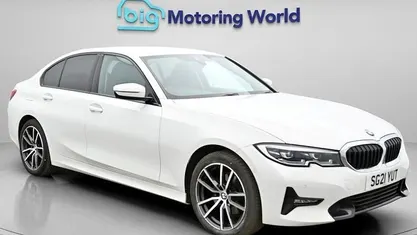 Used BMW 320 Sport Line 184 HP (135 kW) 2021 White Sedan