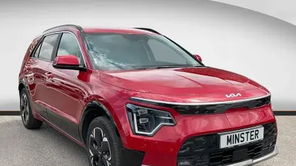 Used Kia Niro 150 kW (204 HP) 2024 Red SUV