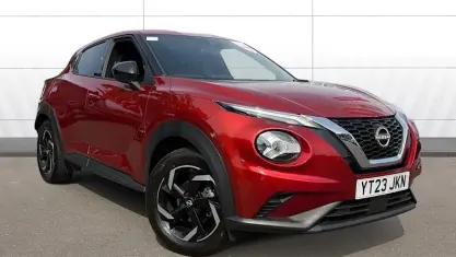 Used Nissan Juke N-Connecta 114 HP (83 kW) 2023 Red SUV