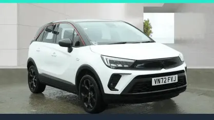 Begagnad Vauxhall Crossland GS Line 131 HK (96 kW) 2022 SUV
