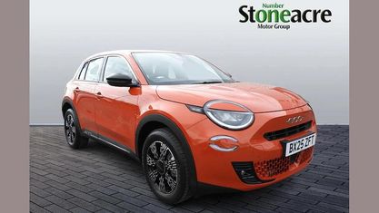New Fiat 600 La Prima 136 HP (100 kW) 2025 Orange SUV
