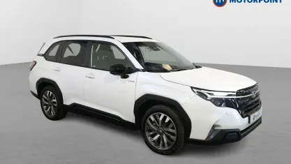 Käytetty Subaru Forester 136 HP (100 kW) 2025 Valkoinen Katumaasturi