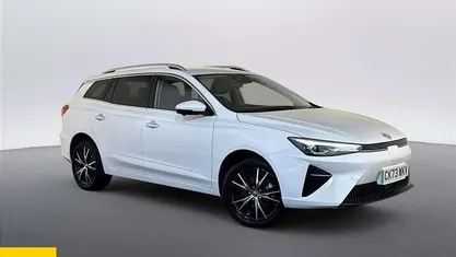 Used MG MG5 EV Trophy 114 kW (156 HP) 2022 White Estate