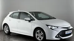 White Used 2022 Toyota Corolla Hatchback | £15,350 (Good price)